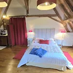 Charmante Maison A Avec Piscine Privee, Animaux Admis - Fr-1-616-514 Holiday home *