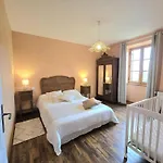 Holiday home Charmante Maison A Avec Piscine Privee, Animaux Admis - Fr-1-616-514 *
