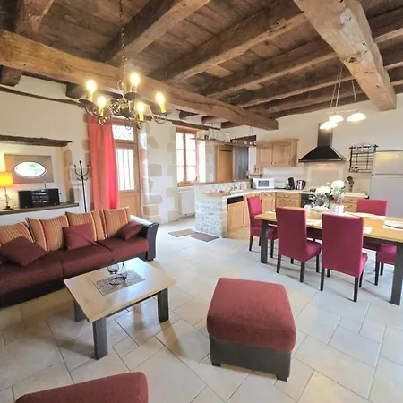 Vakantiehuis Charmante Maison A Avec Piscine Privee, Animaux Admis - Fr-1-616-514 Hautefort