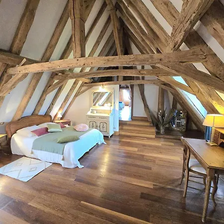 Charmante Maison A Avec Piscine Privee, Animaux Admis - Fr-1-616-514 * Hautefort