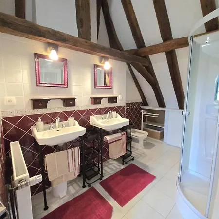 Charmante Maison A Avec Piscine Privee, Animaux Admis - Fr-1-616-514 *